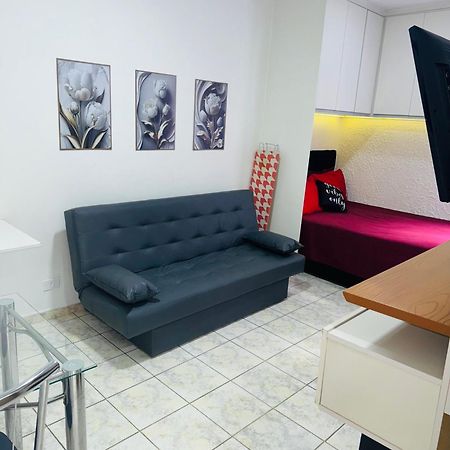 Sala Living Em Predio Familiar Na Av Da Praia Сантос Экстерьер фото