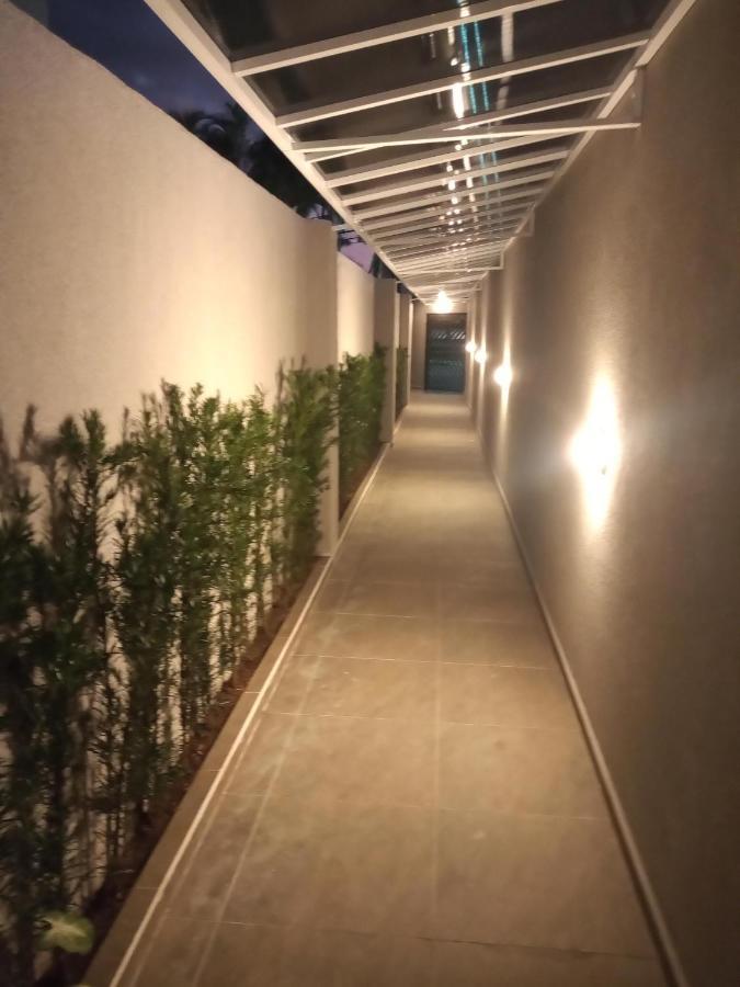 Sala Living Em Predio Familiar Na Av Da Praia Сантос Экстерьер фото
