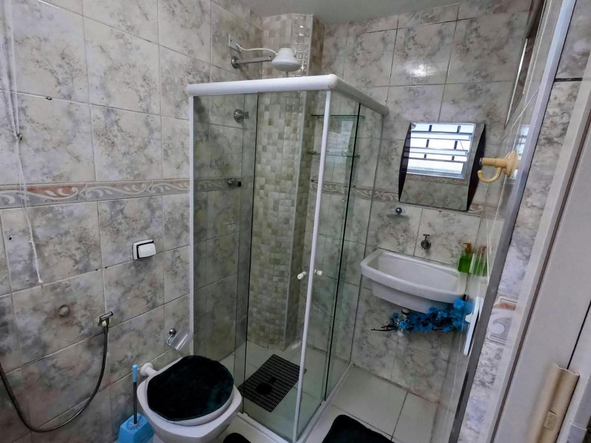 Sala Living Em Predio Familiar Na Av Da Praia Сантос Экстерьер фото